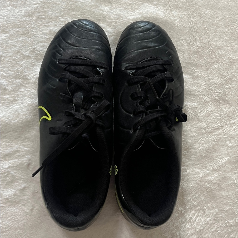 Nike Black Cleats with Neon Green Details - Picture 4 of 7